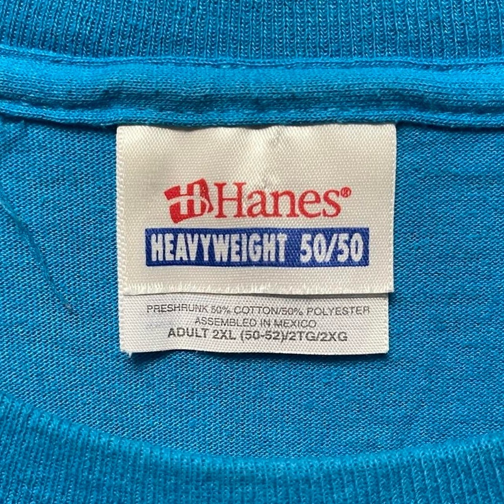 Hershey’s Chocolate short sleeve crewneck park chocolate world character T-shirt - Picture 3 of 4